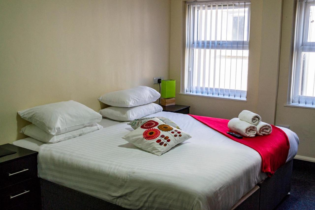 Lymedale Suites Studios & Aparthotel In Newcastle Under Lyme & Stoke Экстерьер фото